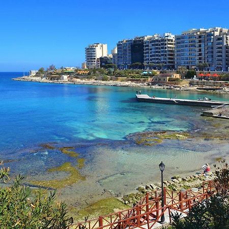 Modern 2 Bedroom Apartment In St Julians San Ġiljan Kültér fotó